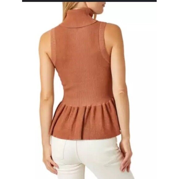 Mystree Women's Sleeveless‎ Turtleneck Sweater  Sz M Orange Stretchy Comfortable - Picture 1 of 11